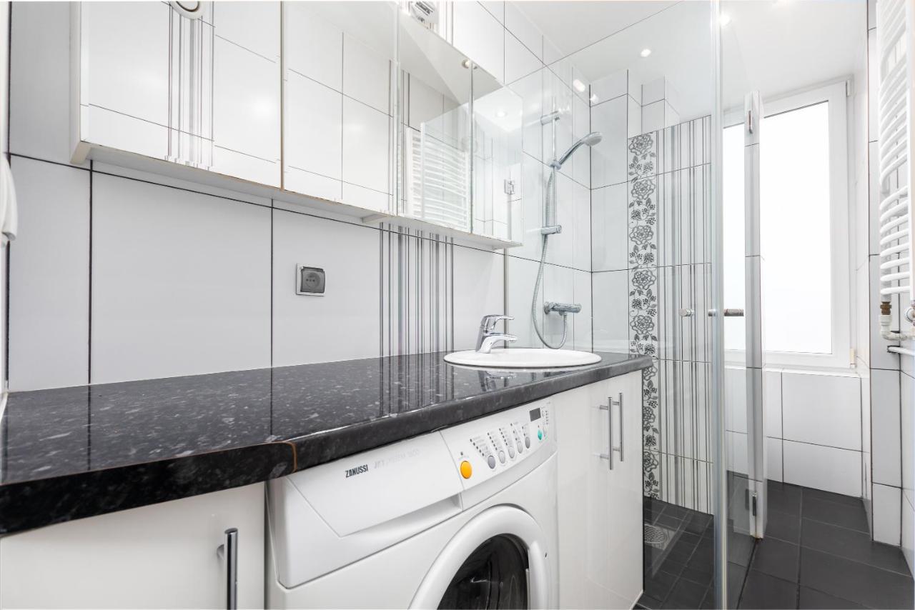 Apartament Chmielna By Your Freedom Varsavia Esterno foto